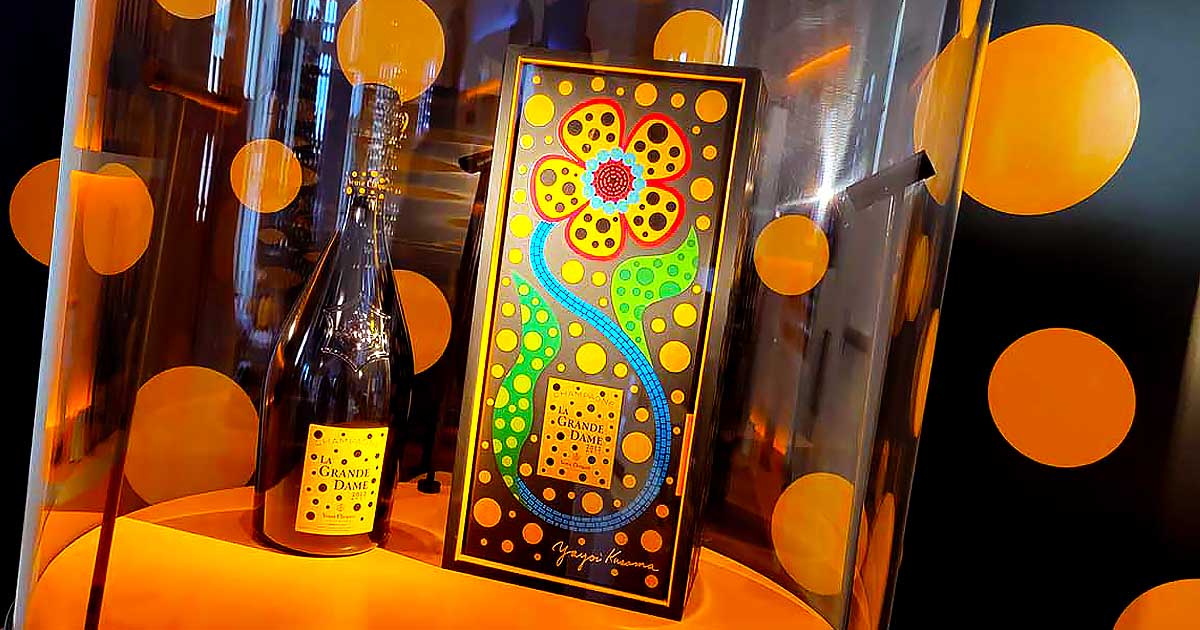 6 Reason why Veuve Cliquot is the PERFECT last minute holiday gift.
